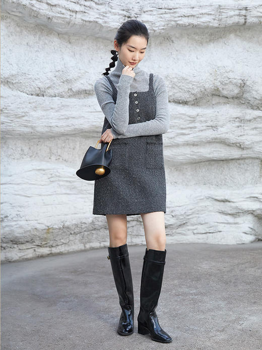 浅灰色高领坑条针织衫 修身短款长袖上衣 秋冬高级感百搭显瘦羊毛混纺打底毛衣 商品图0