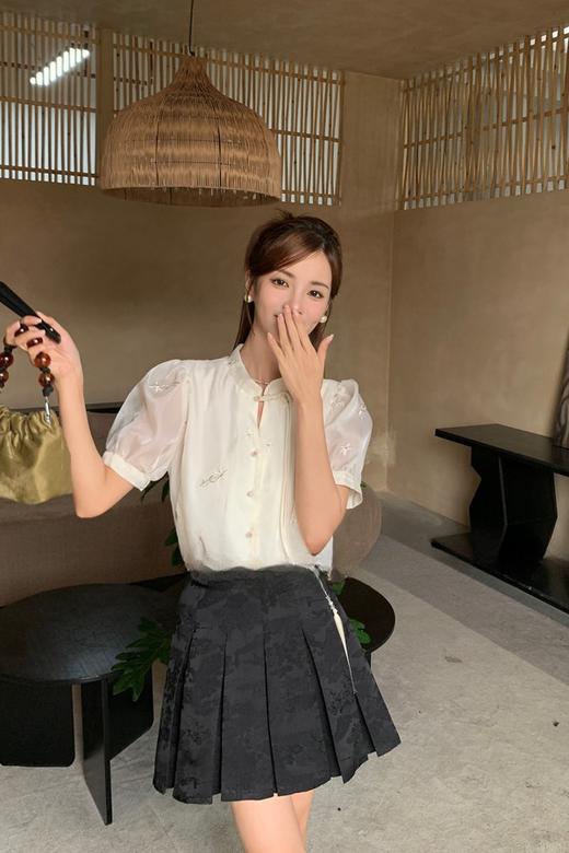 ANSUABEL 新中式泡泡袖盘扣印花衬衣 20606 商品图3