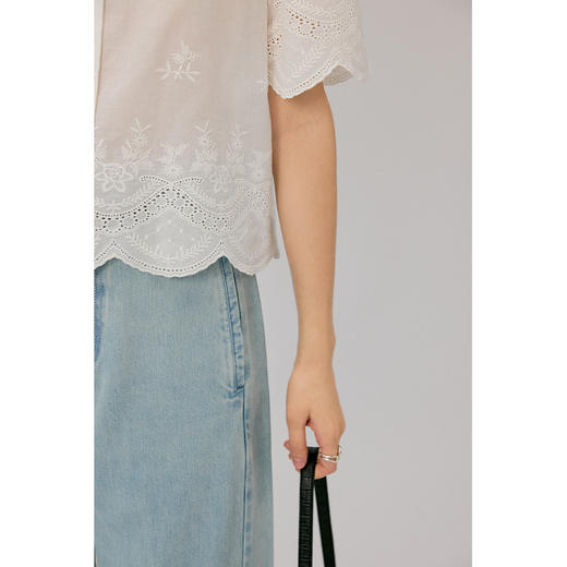 HeyDress法式镂空刺绣衬衫女夏季复古宽松设计感气质花边纯棉小衫 商品图1