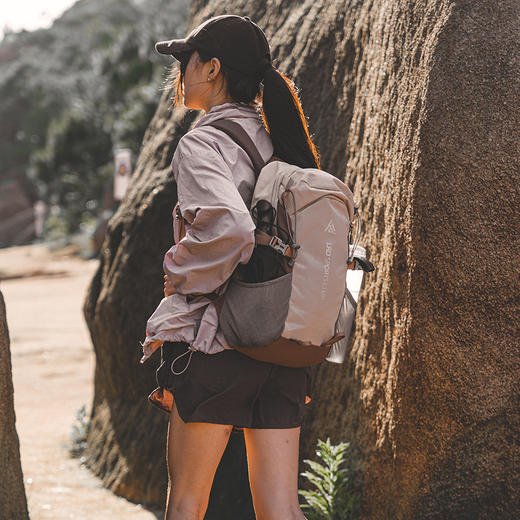 新款🏔️【轻便大容量，户外背包】登山包🔥徒步旅行必备！运动双肩包 轻量化防水旅行背包，防水抗压💦轻量化设计，背上它去征服每一座山峰吧！⛰️ 商品图5