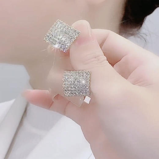 雀说微镶满钻超闪菱形耳环新款小众设计感高级感气质925银针耳环AL 商品图0