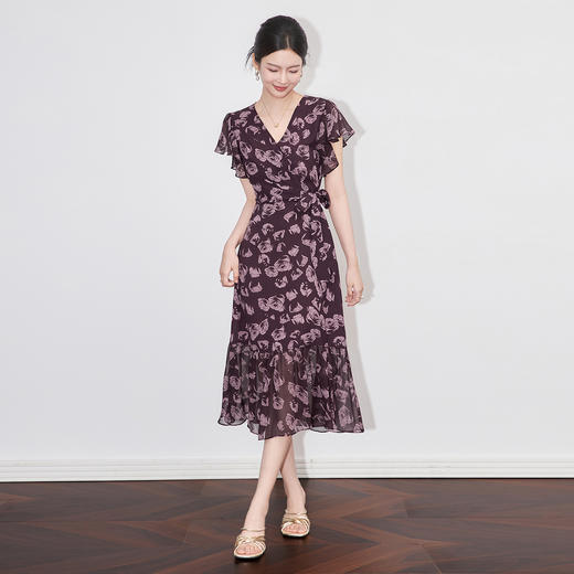 「高货wl」全新升级【铂金会员330/天猫439/差价109】(05448)洛诗琳法式复古气质印花裙2025夏季收腰度假风V领连衣裙 商品图0