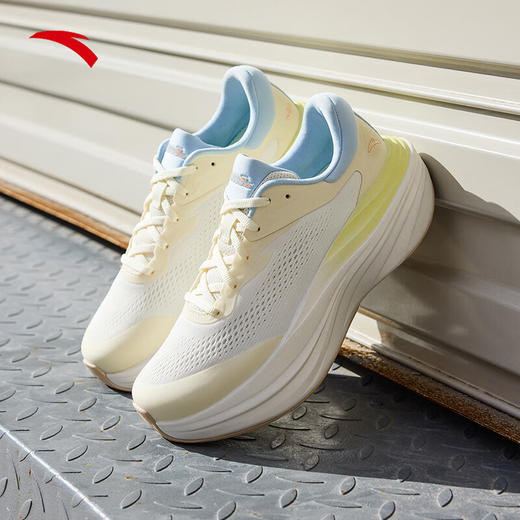 【线上专享价】安踏旅步2S丨PG7厚底缓震回弹跑步鞋女耐磨舒适运动鞋子122535545 商品图3