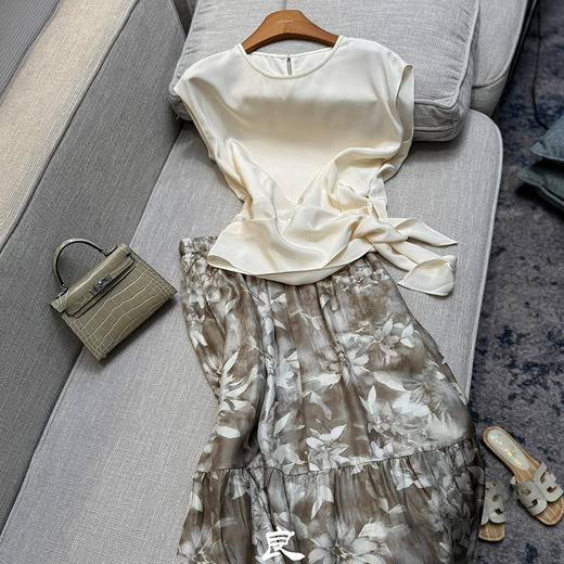 【预售7天】良木礼真丝上衣（0301） 商品图3