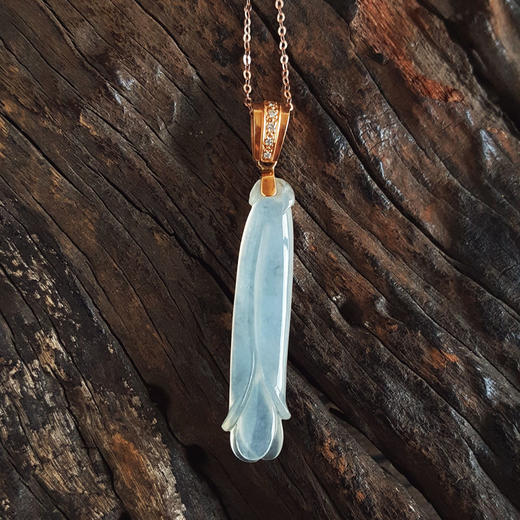 【天然正品】A货翡翠AU750玫瑰金镶钻镶天然冰种玉兰花造型翡翠吊坠项链49.2*9.0*4.2MM（皆取最大值）女士现售价：1280特价！230325AH46 商品图4