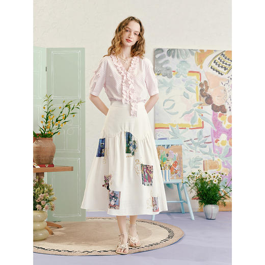 两三事玩彩旋涡2025夏季新款文艺风印花布拼接刺绣高腰a字半身裙 商品图3