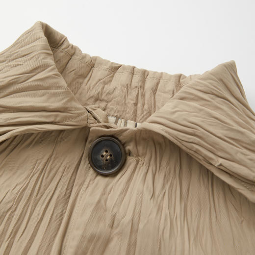 ROMI STUDIO 独特肌理感不规则褶皱翻领收腰风衣外套 RWCSWA3918 商品图2