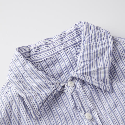 ROMI STUDIO“慵懒随性”蓝白条纹不规则褶皱肌理感衬衣 RWCSSA3917 商品图2