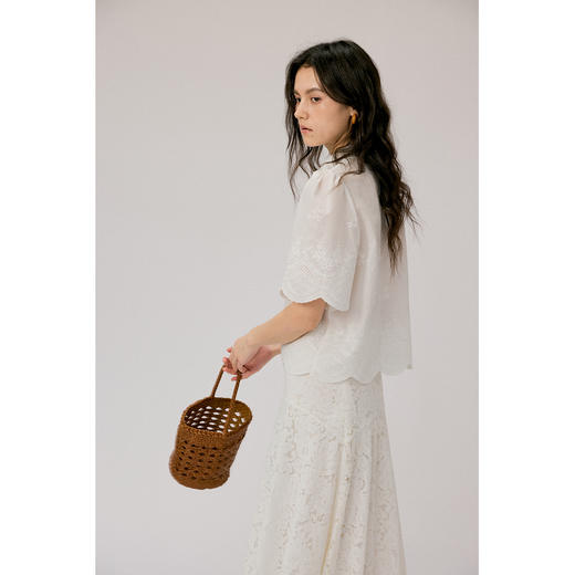 HeyDress法式镂空刺绣衬衫女夏季复古宽松设计感气质花边纯棉小衫 商品图2