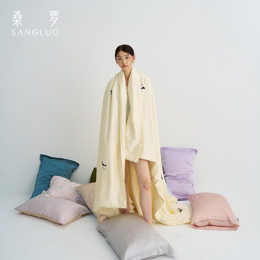 熊猫印花蚕丝被』新品桑罗100%桑蚕丝夏凉被亲肤透气空调被前10名送同款香槟色/245*270CM兰精天丝面料床单 商品图3
