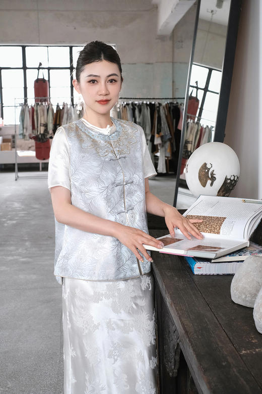 盛唐牡丹盛奢系列| 手工串珠真丝提花马甲 商品图2