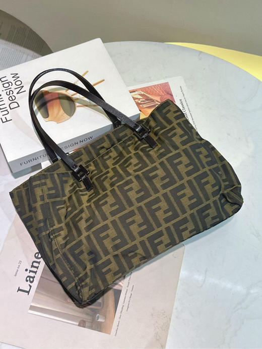 fendi 老花 帆布 手提 托特包 商品图1