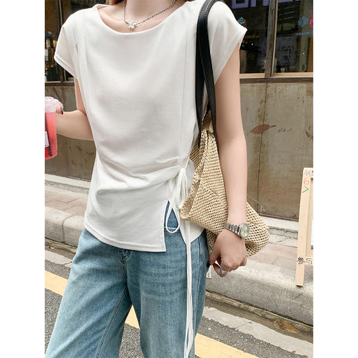 <曾小咸推荐>侧开叉绑带设计感收腰短袖T恤女 商品图1
