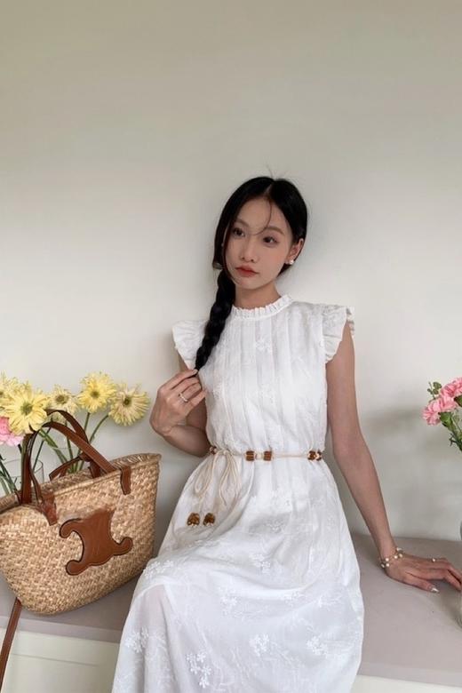 SUMMER & SAGE 温柔风浪漫刺绣飞袖连衣裙 20641 商品图2