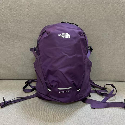 原单出口韩国订单 TheNorthFace北面12L户外旅行双肩包，上身轻盈，颜值拉满，值得种草

尺寸：38.5/24/13

5色现货发

原价89000韩元 商品图5