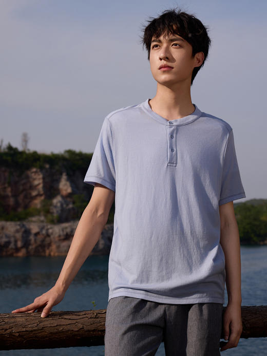 男士轻薄扣子短袖 (48小时内发货)-turdus-2026夏 商品图3