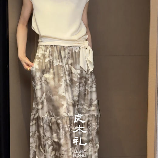 【预售7天】良木礼真丝半裙（52568） 商品图0