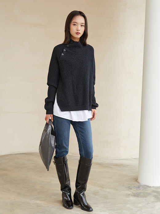 2025 秋冬新款深灰色半高领纽扣装饰毛衣 假两件拼接设计感针织衫 宽松慵懒风小众别致上衣 商品图1