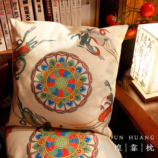 靠江山抱枕 敦煌抱枕 小王子抱枕 可拆卸清洗抱枕 商品图4