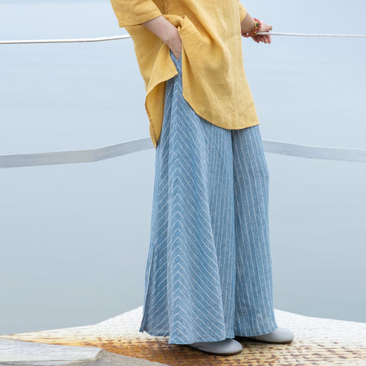 绽放旅行女装351朵/【海街日记·蓝白条】色织亚麻阔腿裙裤松紧腰 商品图0
