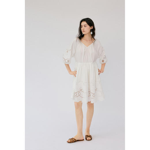 HeyDress白色刺绣连衣裙女夏季法式收腰重工马德拉绣花浪漫度假裙 商品图3