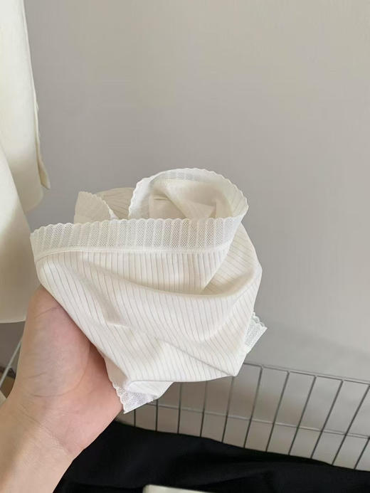 5条装！云朵莫代尔温柔内裤 莫兰迪色系素雅高级 舒适透气 纯棉底档中腰三角裤短裤 商品图6