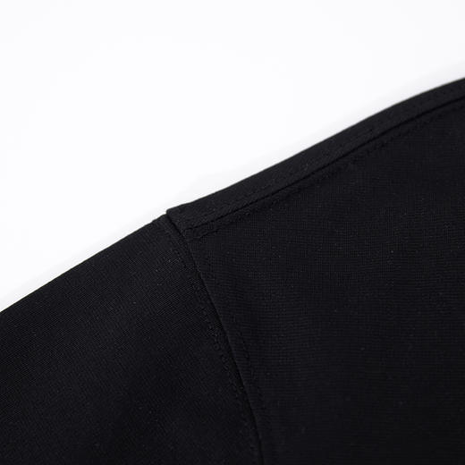 【新品上新】HX 夏季圆领短袖T恤微宽松S102522722101 商品图6