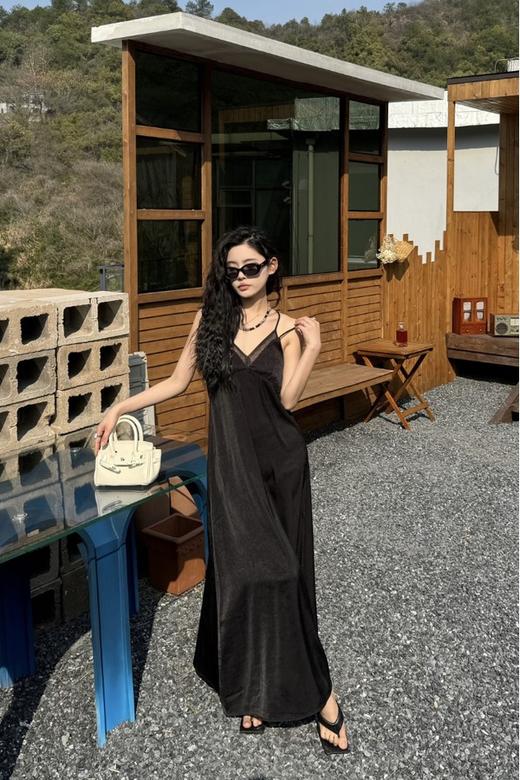 SIA SAYLOR 纯欲蕾丝拼接女神范吊带连衣裙 20612 商品图2