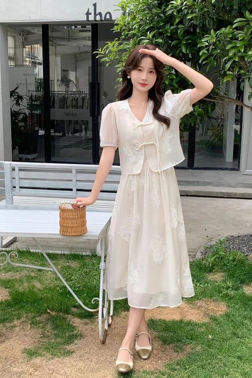 ELLA JADE 云雾米色新中式舒适开衫吊带裙套装 20602 商品图0