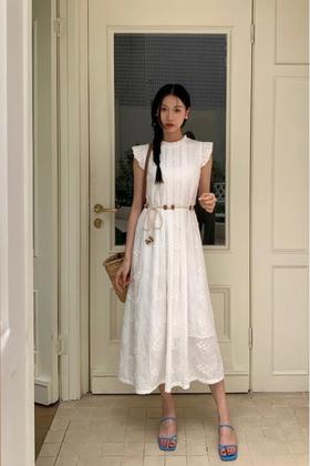 SUMMER & SAGE 温柔风浪漫刺绣飞袖连衣裙 20641