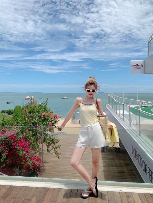 <曾小咸推荐>现货秒杀！卖完不补 ！微信打折价！防晒罩衫吊带背心两件套 日常119.99/件 立减50 秒杀69.99/件！！ 商品图8