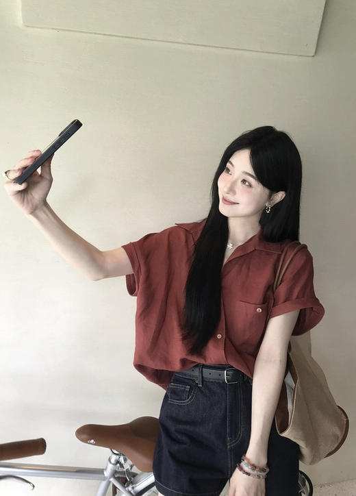 🚀速抢款🔥救命！这件车厘子红衬衫美到犯规！ 🇮🇹【cosAcosB轻薄微透松弛感翻领亚麻衬衫】 💃显白一绝+透气到会呼吸！ 商品图5