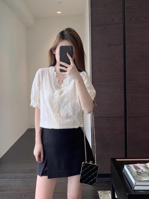 直发【2507】法式蕾丝小衫 v领纯棉刺绣短袖衬衫 商品图0