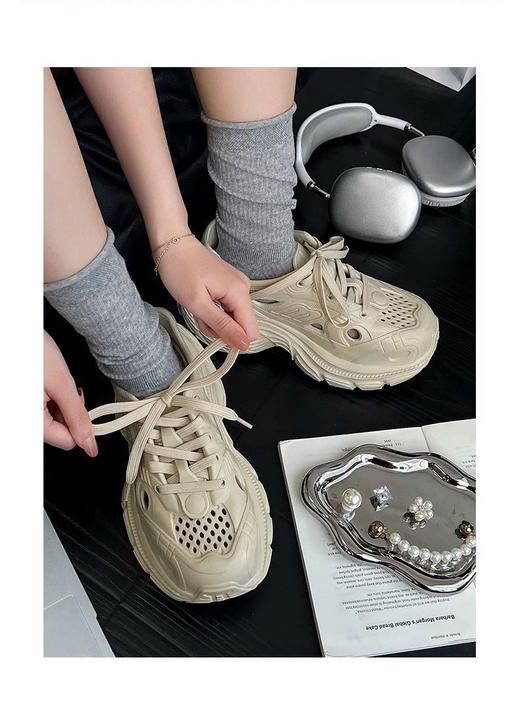 超软❗️ 实现“踩屎感”自由😂【HOHUOINIAN夏季新款厚底洞洞鞋】💰49.9秒杀！ 商品图1