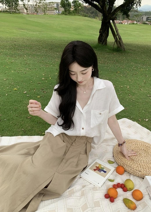 🚀速抢款🔥救命！这件车厘子红衬衫美到犯规！ 🇮🇹【cosAcosB轻薄微透松弛感翻领亚麻衬衫】 💃显白一绝+透气到会呼吸！ 商品图13