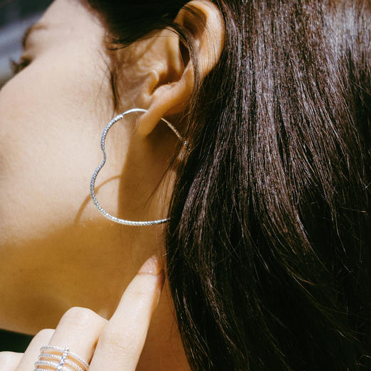 【沈梦辰同款】alodia.co 品牌直发 耳畔微光耳环 S925银车花精致百搭修饰脸型素圈耳饰 商品图3
