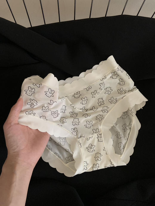 【送手提袋】10条盲盒内裤！2025夏日冰爽面膜空调裤女棉裆弹力中腰收腹女士三角内裤 多种材质款式随机发 纯棉底档短裤 商品图10