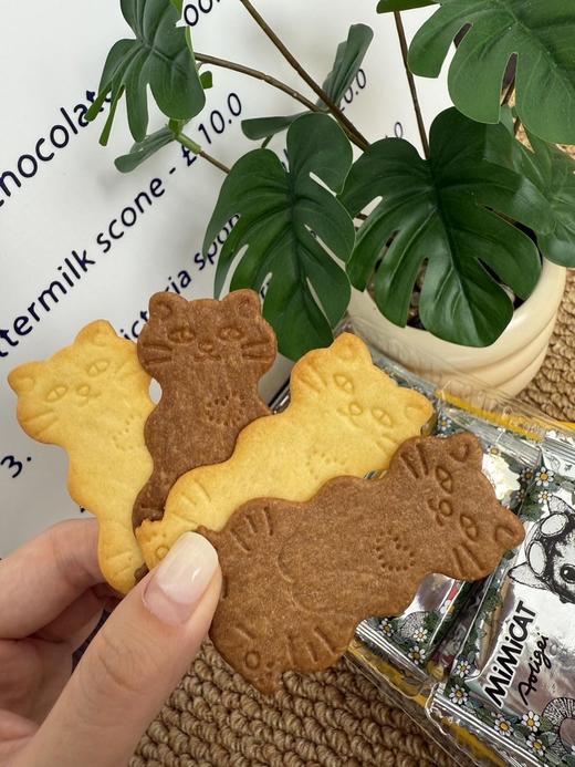 【奥力给Aoligei黄油猫酪饼】松脆可口“⁡咔擦一声”，烦恼清零，⁪品牌直发！​ ​ ✅精选进口食材，添加优质黄油浓香无比​ ​ ✅配料干净，低温烘烤，健康轻负担​ ​ 商品图1