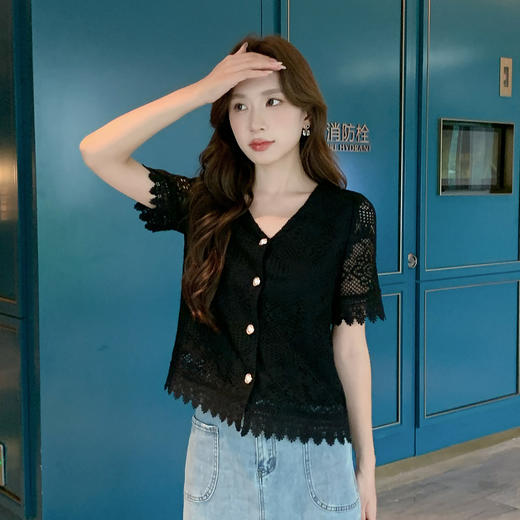 奢姿大码女装2025夏季减龄镂空V领衬衫胖妹妹百搭时尚蕾丝上衣9952290480 商品图1