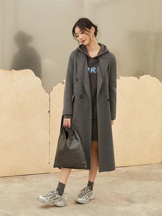 深灰连帽卫衣连衣裙套装 字母印花宽松针织两件套 休闲慵懒风秋冬舒适穿搭套组 商品图1