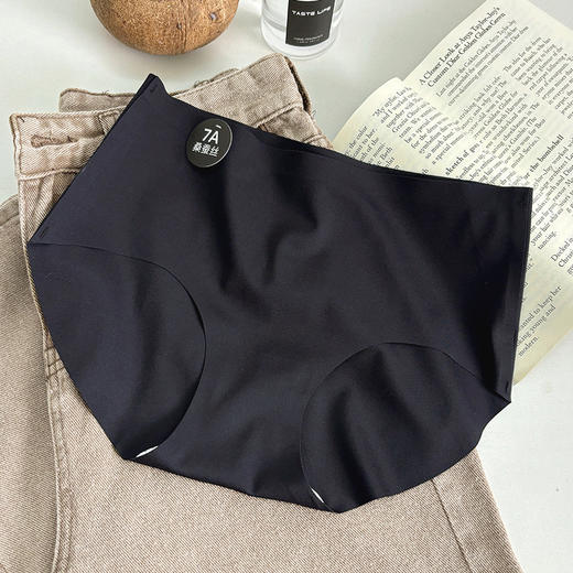 【独立包装7A桑蚕丝抗菌无痕冰丝内裤】女简约莫兰迪色系纯色中腰内裤 商品图5