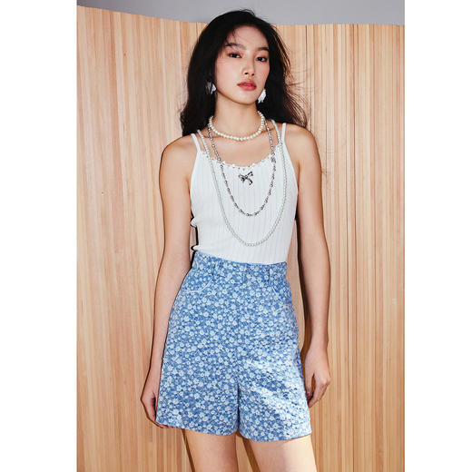 水洗浅牛仔蓝高腰短裤女高级气质感裤子25夏季(货号:MS86PA024B1002) 商品图1