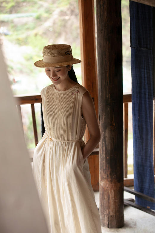 牧衣游原创手工刺绣打条100支精棉无袖连衣裙轻薄质朴长裙 小风铃 商品图5