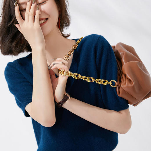 【限时特卖】【买一送一，两件起拍】【经典13色，V领+圆领可选】夏季女款精纺一线成衣美丽诺羊毛圆领V领针织短袖 商品图3