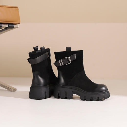 westory秋冬休闲风厚底百搭短靴时装靴W24DC84341 商品图6