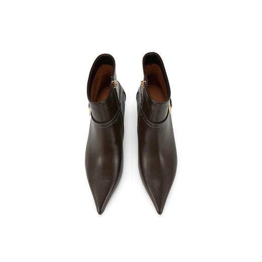 westory秋冬真皮尖头细跟显瘦优雅高级皮带扣短靴女W24DS84031 商品图4