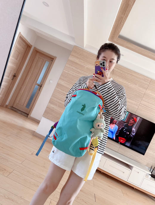 正品单彩色户外书包双肩包061703 商品图5