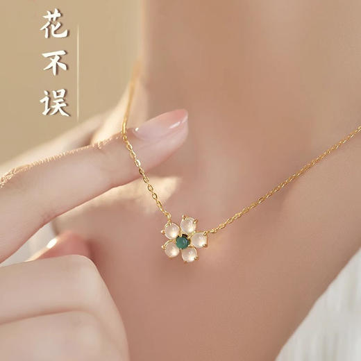 卡蒂罗/KADER 🌺春日桃花项链 桃之夭夭国潮新中式妈妈女友可调节锁骨链 古典轻奢可爱灵动汉服穿搭配饰 商品图4
