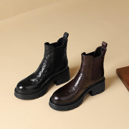 westory2024年秋冬新款英伦风厚底增高百搭马丁短靴女S24DS84821 商品图0