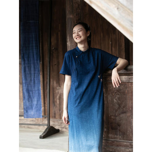 牧衣游原创 吊蓝染棉质连衣裙手绣质朴文艺复古新中式长裙 乐涛 商品图1